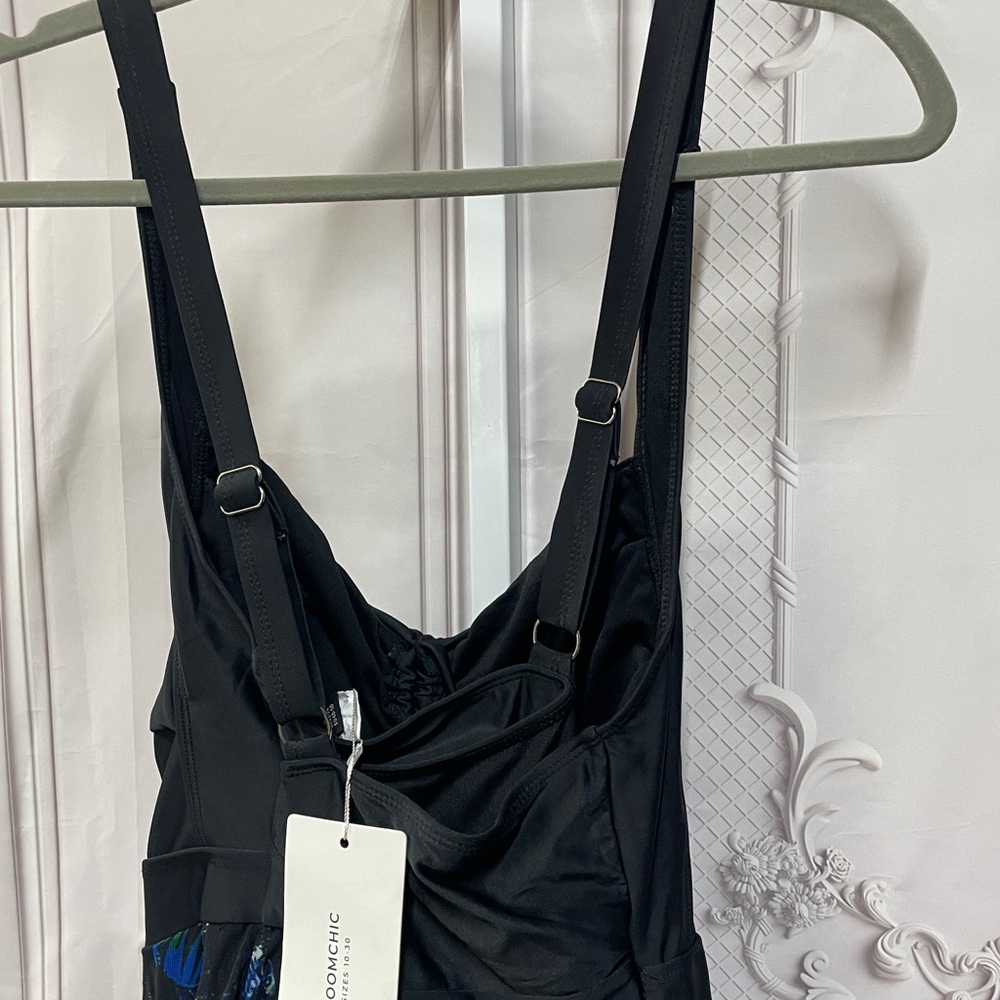 BloomChic Black Swim Dress with Tropical Accents 18/20 - Picture 12 of 13